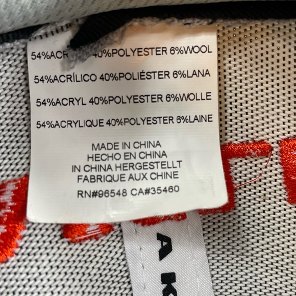 Oakley Snap-Back Trucker Mesh Baseball Hat Cap Embroidered Spell-Out Gray/White - Picture 15 of 16